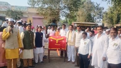 β : उपळे-दुमाला,( बार्शी ) :⇔ वखारिया विद्यालयात कर्मवीर डाॅ.मामासाहेब जगदाळे यांची १२१ वी जयंती उत्साहात संपन्न-( प्रतिनिधी : दयानंद रेवडकर)