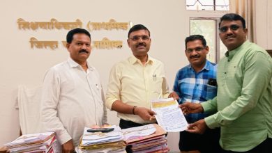 🅱️: दिंडोरी,(नाशिक) :⇔शिक्षक परिषदेचे शिक्षणाधिकाऱ्यांना निवेदन, प्रलंबित कामांबाबत दप्तर दिरंगाई दावा दाखल करणार !-(प्रतिनिधी-रावसाहेब जाधव)