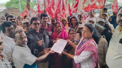 🅱️: इगतपुरी(नाशिक):⇔इगतपुरी तहसीलवर किसान सभेचे धरणे आंदोलन; शेतकरी, कामगारांच्या विविध मागण्यांसाठी ठाम भूमिका-(प्रतिनिधी-पांडुरंग बिरार)