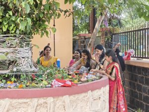 🅱️: नाशिक:⇔ सत्यवान आणि सावित्रीचे प्रतिक"वटपौर्णिमा"आधुनिक युगातही मोठ्या श्रद्धेने महाराष्ट्रभर साजरी, कुटुंब व्यवस्थेला बळकटी मिळणार !-(प्रतिनिधी-वैशाली महाले)🅱️: नाशिक:⇔ सत्यवान आणि सावित्रीचे प्रतिक"वटपौर्णिमा"आधुनिक युगातही मोठ्या श्रद्धेने महाराष्ट्रभर साजरी, कुटुंब व्यवस्थेला बळकटी मिळणार !-(प्रतिनिधी-वैशाली महाले)🅱️: नाशिक:⇔ सत्यवान आणि सावित्रीचे प्रतिक"वटपौर्णिमा"आधुनिक युगातही मोठ्या श्रद्धेने महाराष्ट्रभर साजरी, कुटुंब व्यवस्थेला बळकटी मिळणार !-(प्रतिनिधी-वैशाली महाले)