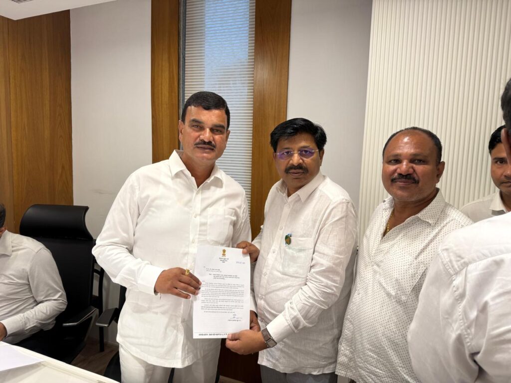 फोटो 2 पलघर 30 10 2025