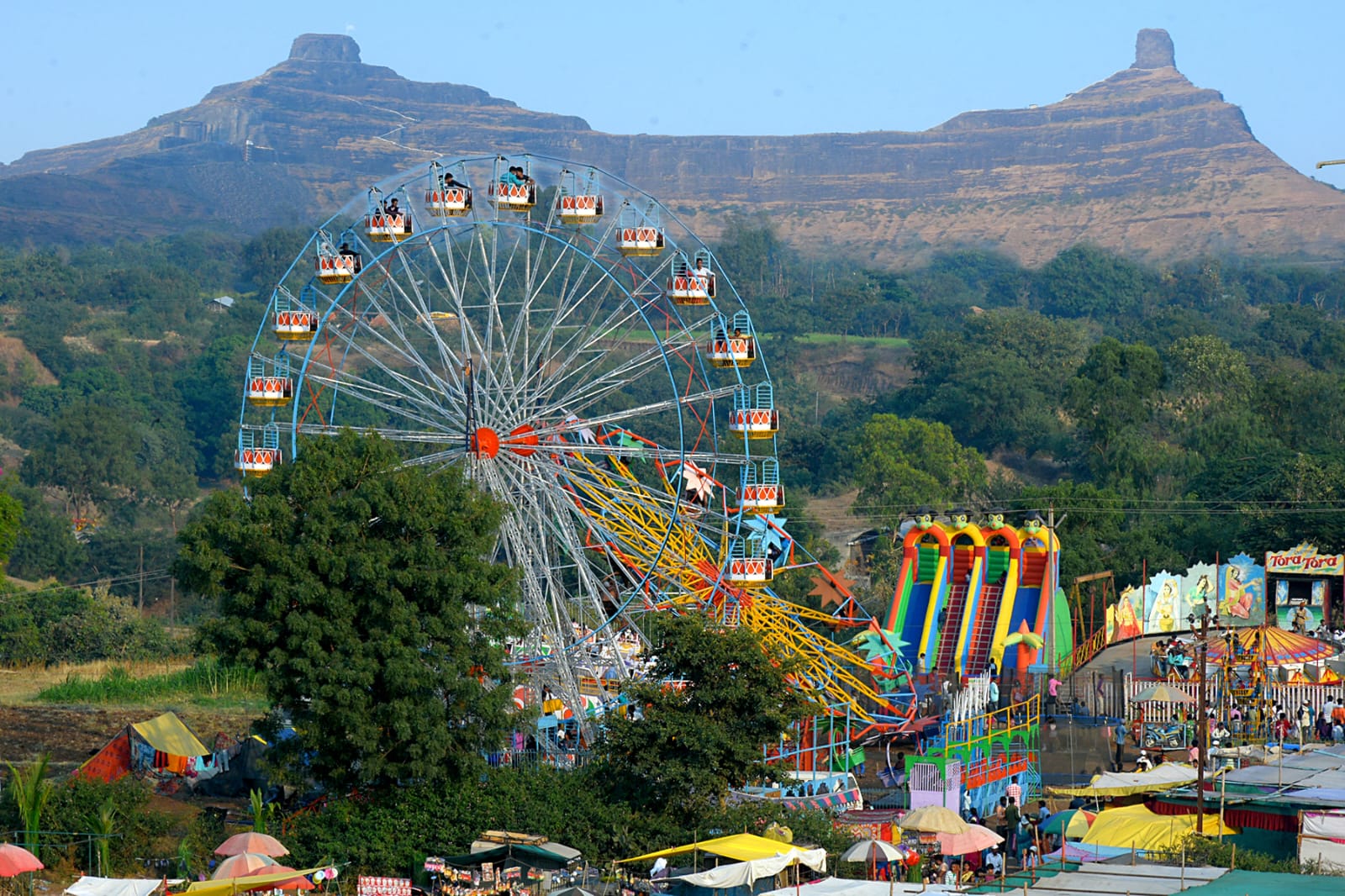 अंतापुर,(ता. बागलाण):-मांगीतुंगी येथे वार्षिक जैन यात्रा महोत्सवास उत्साहात प्रारंभ — भाविकांच्या उपस्थितीत अभिषेक, प्रवचन, व भव्य रथमिरवणुकीची जय्यत तयारी!-( प्रतिनिधी : अरुणकुमार भामरे )