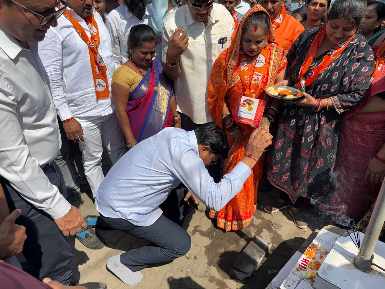 पालघर:-‘वसई-विरार’ येथे रस्त्यांच्या दर्जेदार डागडुजी कामांचा शुभारंभ : नागरिकांकडून समाधान व्यक्त-(प्रतिनिधी : बाळकृष्ण ढोके)