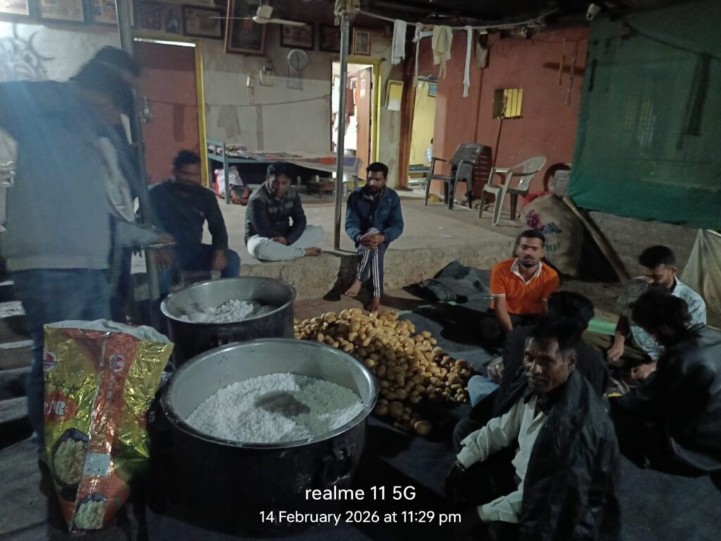 अंतापूर,(ता. बागलाण):-मुल्हेर किल्ल्यावर महाशिवरात्र उत्साहात संपन्न-(प्रतिनिधी :अरुणकुमार भामरे ) फोटो 3 मुल्हेर १५ ०२ २०२६