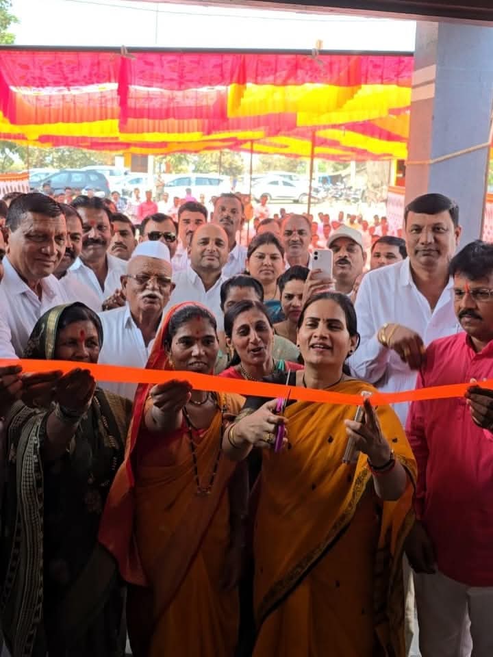 दिंडोरी :-ग्रामविकासाचा नवा अध्याय – कुर्णोली ग्रामपंचायत कार्यालयाच्या नूतन इमारतीचे उद्घाटन डॉ. भारती पवार यांच्या शुभहस्ते संपन्न-(प्रतिनिधी)