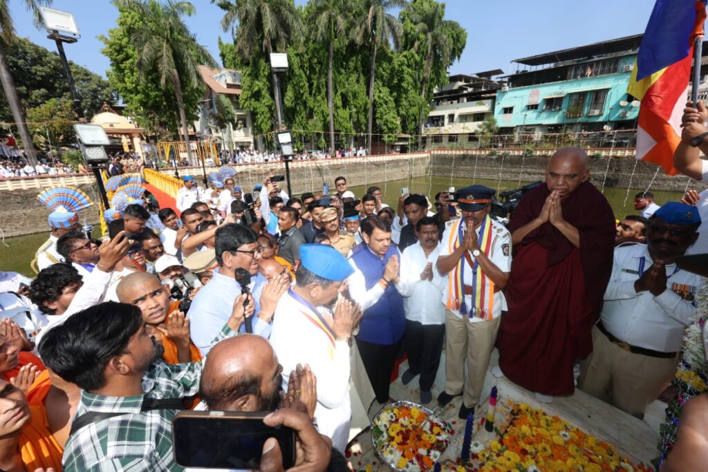 रायगड:-चवदार तळे सत्याग्रह शताब्दी वर्षाचा प्रारंभ : समतेच्या भारतासाठी नवा संकल्प” – मुख्यमंत्री देवेंद्र फडणवीस-( प्रतिनिधी ) फोटो 3 रायगड