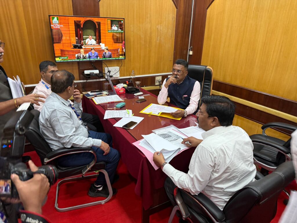 पालघर:-पालघर जिल्ह्यासाठी मोठा दिलासा : पुढील दोन वर्षांत २०० नवीन एस.टी. बसेस – आमदार विलास तरे-(प्रतिनिधी : बाळकृष्ण ढोके) फोटो १ पालघर ०८ ०३ २०२६