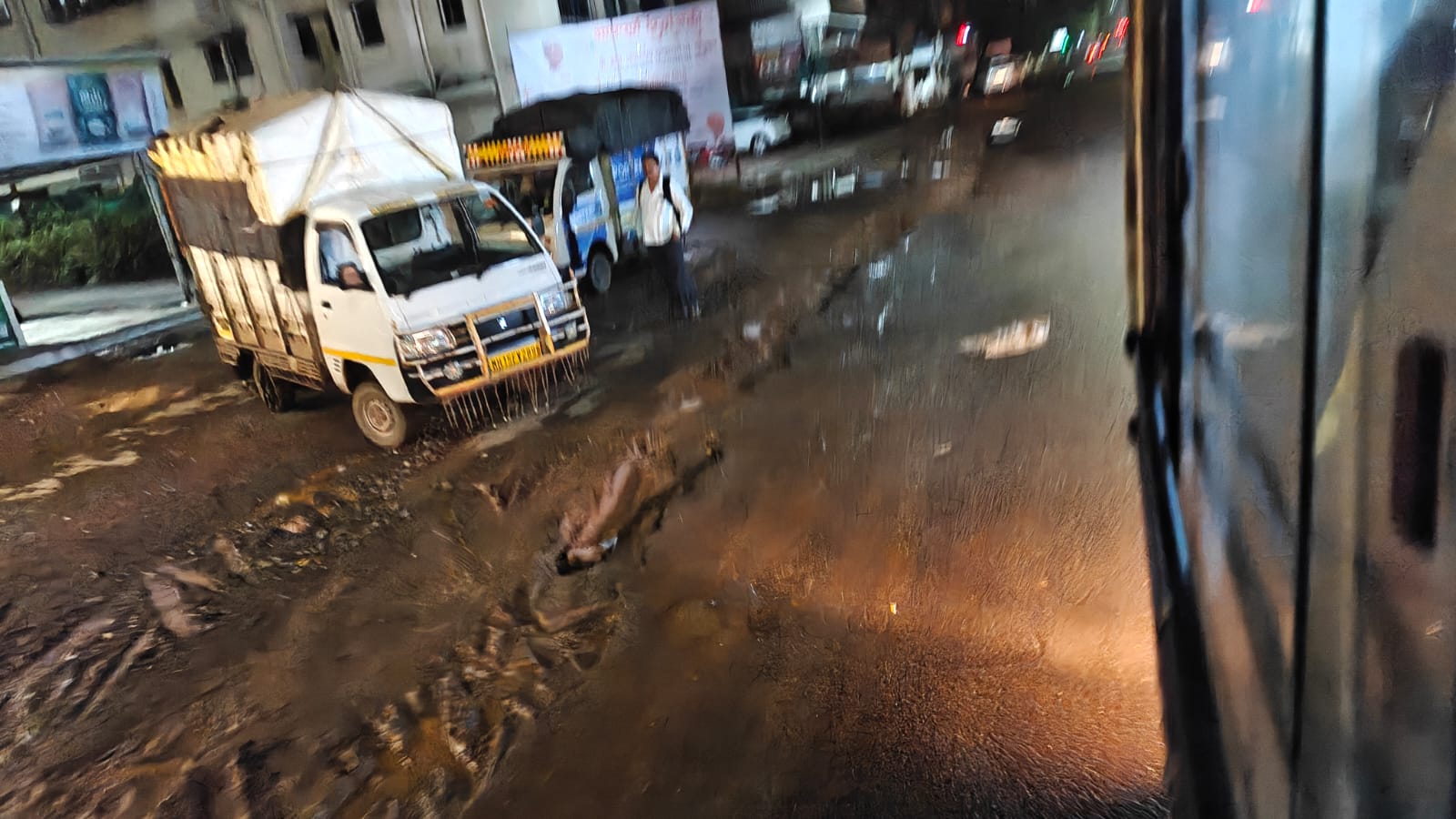 नाशिक:-नाशिक जिल्ह्यात मुसळधार पावसाचा कहर; शेती, घरांची मोठी हानी — संगमनेर व सिन्नर तालुक्यात अतिवृष्टीचा फटका-(प्रतिनिधी : डॉ. भागवत महाले )