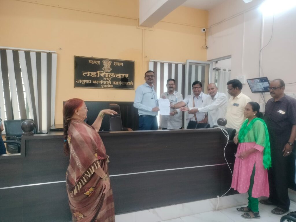 फोटो १ मुदखेड २४ एप्रिल