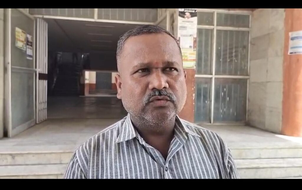 फोटो १ येडशी मनोज जाधव