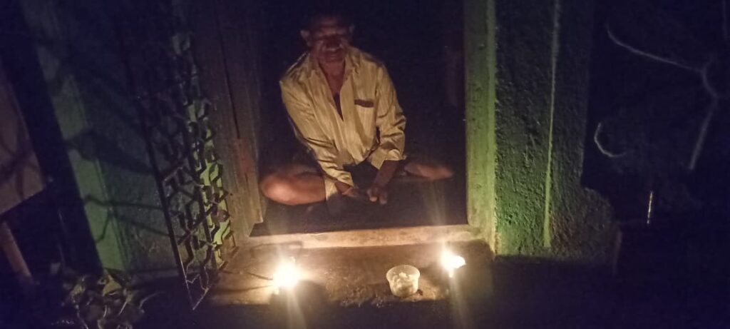 सुरगाणा तालुका २४ तासांहून अधिक काळ अंधारात; वीजपुरवठा खंडित झाल्याने जनजीवन विस्कळीत- (प्रतिनिधी : रतन चौधरी) whatsapp image 2026 06 07 at 10.31.19 pm (1)