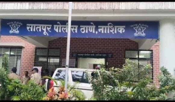 गणेशोत्सवाच्या पार्श्वभूमीवर चुंचाळे शिवारात पोलिसांचे पथसंचलन; कायदा-सुव्यवस्था राखण्यासाठी मोठा बंदोबस्त whatsapp image 2026 09 14 at 10.19.47 pm (1)
